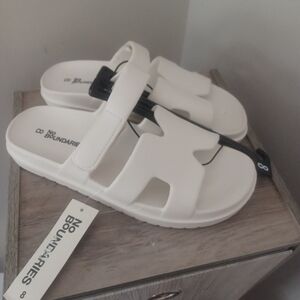 Nobo Cream Geo Slide Slip On Sandals Sz 8